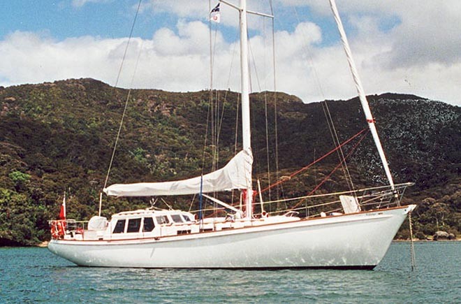 Nilaya at anchor. Source www.nilaya.co.nz ©  SW